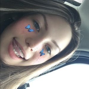 Meet your Posher, Adele